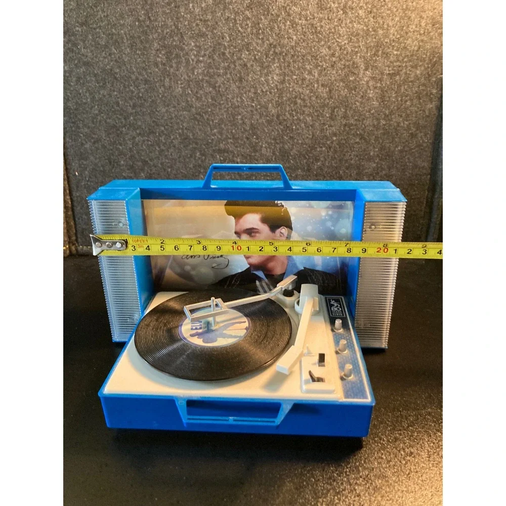 Elvis Presley 80 Years Light Up Record Player Diorama Blue Suitcase Decor 2016